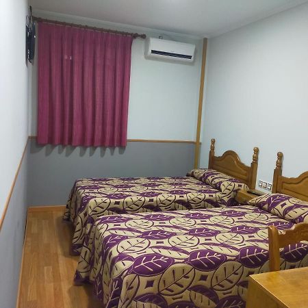 Hostal Banderas Fuensanta de Martos Kültér fotó