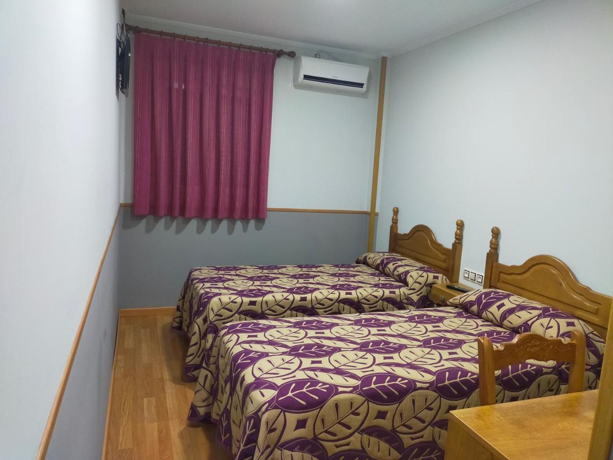 Hostal Banderas Fuensanta de Martos Kültér fotó