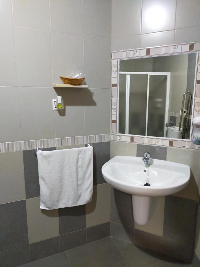 Hostal Banderas Fuensanta de Martos Kültér fotó