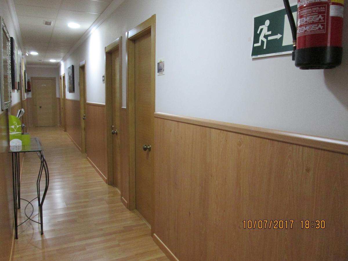 Hostal Banderas Fuensanta de Martos Kültér fotó