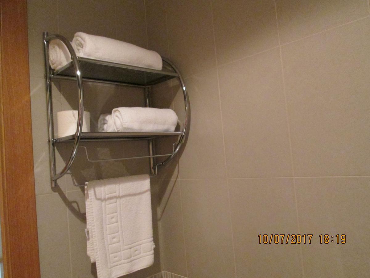 Hostal Banderas Fuensanta de Martos Kültér fotó